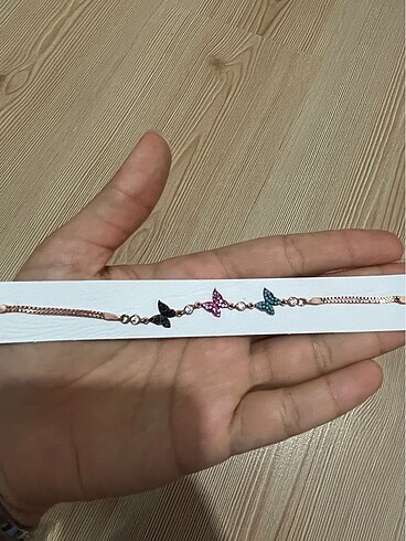Beden 925 ayar gümüş kelebekli bileklik
