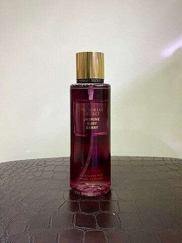 VİCTORİA?S SECRET JASMINE RUBY BERRY