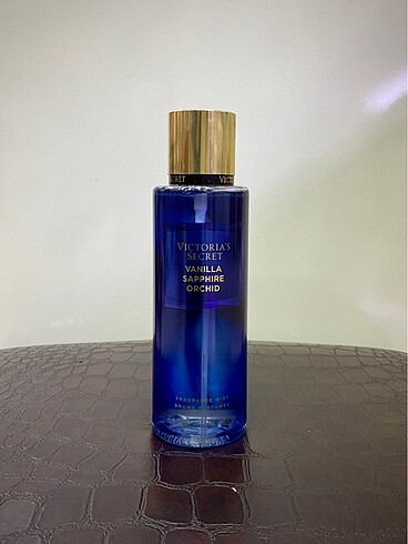 VİCTORİA?S SECRET VANİLLA SAPPHİRE ORCHID