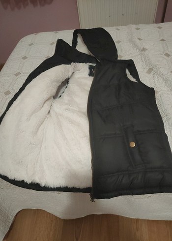 Siyah, Fermuarlı, Yüksek Yakalı Kadın Yelek - Görsel 3