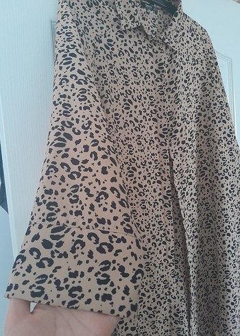 Leopar Desenli Düğmeli Hamile Bluzu - Görsel 2