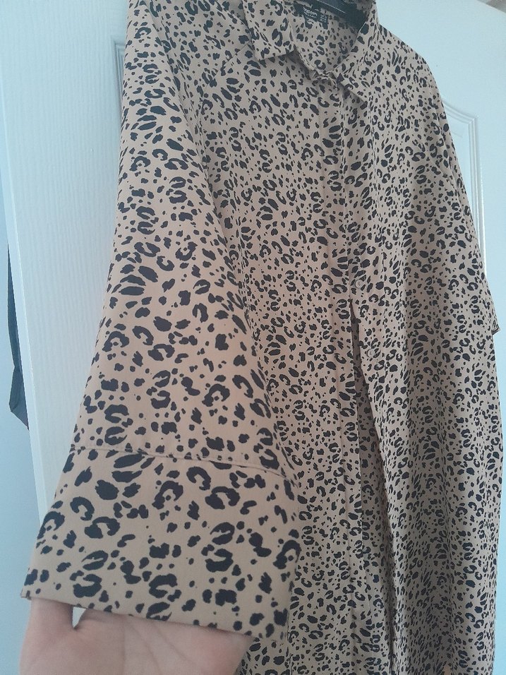 Leopar Desenli Düğmeli Hamile Bluzu - Görsel 2