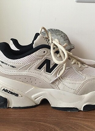 New Balance Ayakkabı