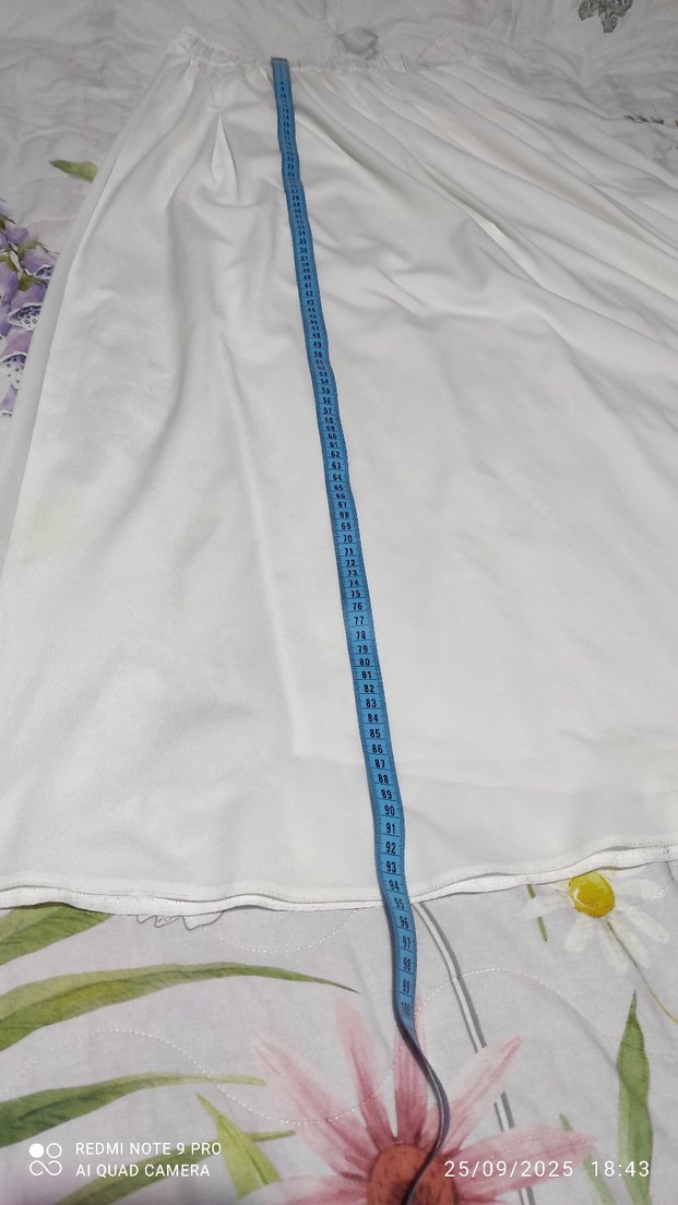 Beyaz etek - Görsel 4