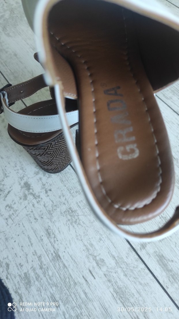 Beyaz Dolgu Topuklu Kadın Sandalet - Görsel 2