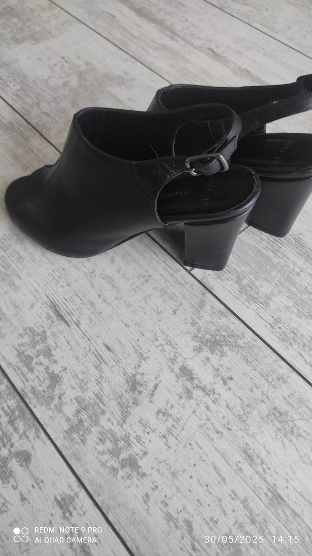 Siyah Tokalı Kadın Topuklu Ayakkabı - Görsel 4