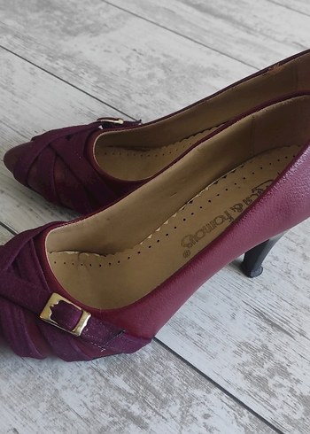 Bordo Süet Tokalı Dolgu Topuk Kadın Ayakkabı - Görsel 5