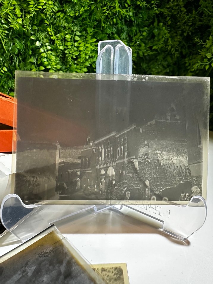 Siyah Beyaz Fotoğraf Negatif - Görsel 5