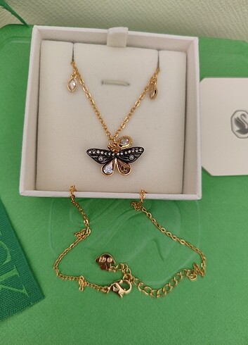 Swarovski Kelebek Kolye