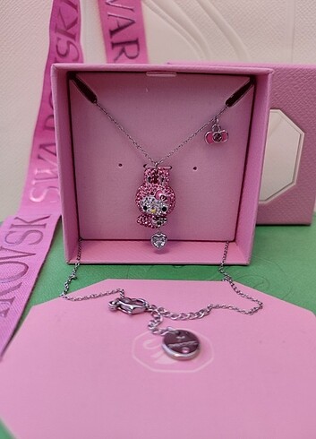 Beden Swarovski Pembe Tsbbit Kolye