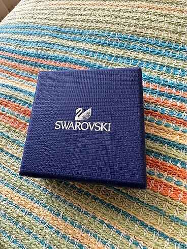 #swarovski #kutu