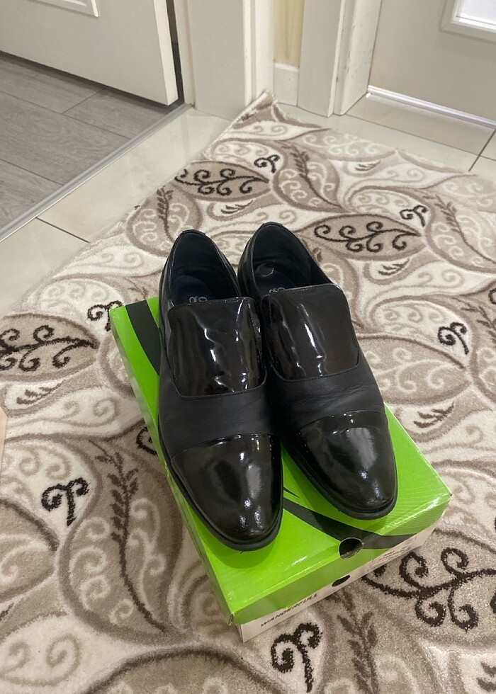 Siyah kundura - Görsel 3