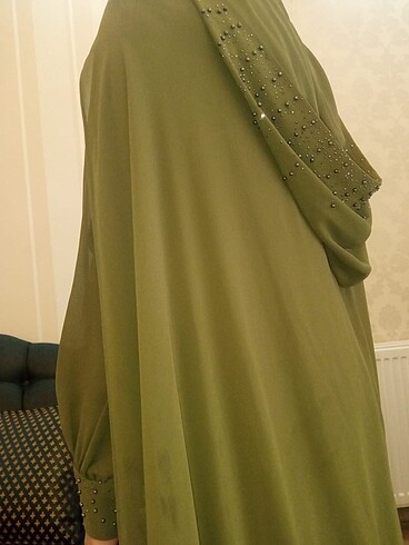 Yeşil pelerinli abiye - Görsel 4