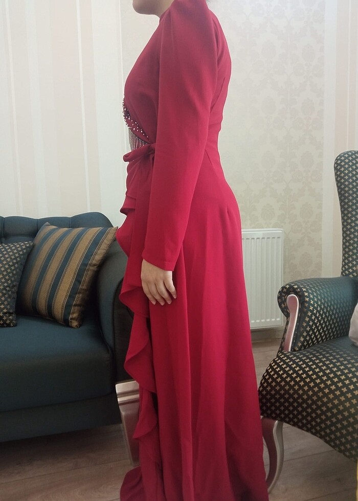 Kırmızı abiye - Görsel 3