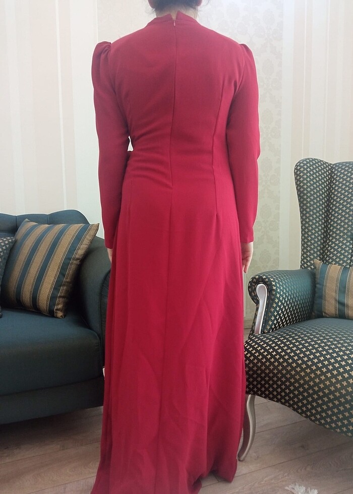 Kırmızı abiye - Görsel 2