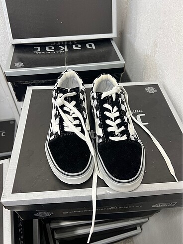 Vans spor ayakkabı 065