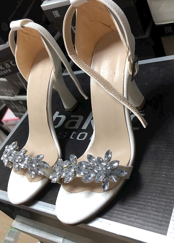 Diğer Beyaz Taşlı Stiletto Gelin Ayakkabısı-089
