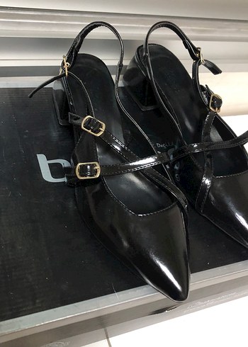 Siyah Stiletto Klasik Kadın Ayakkabı-140