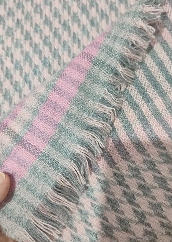 Gri Pileli Kadın Şal - Görsel 4