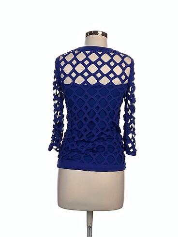 l Beden Batik Bluz %70 İndirimli.