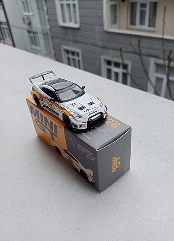 Mini GT