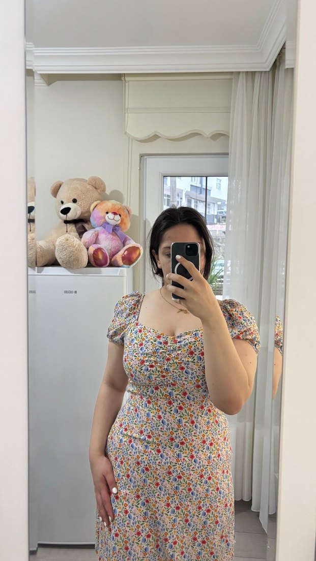 Çiçekli elbise midi boy - Görsel 3