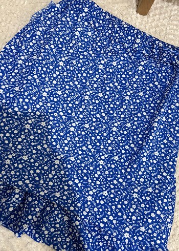 Mavi Çiçek Desenli Kadın Mini Etek - Görsel 2