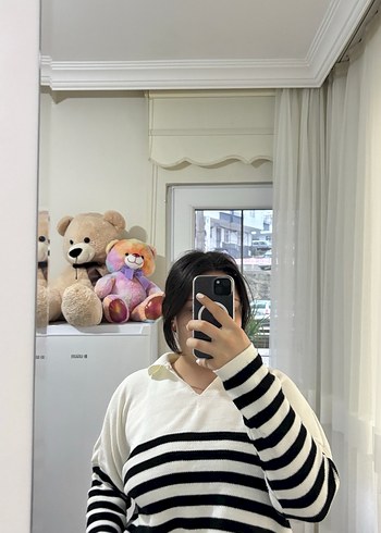 Çizgili Beyaz Triko Kadın Kazak - Görsel 3