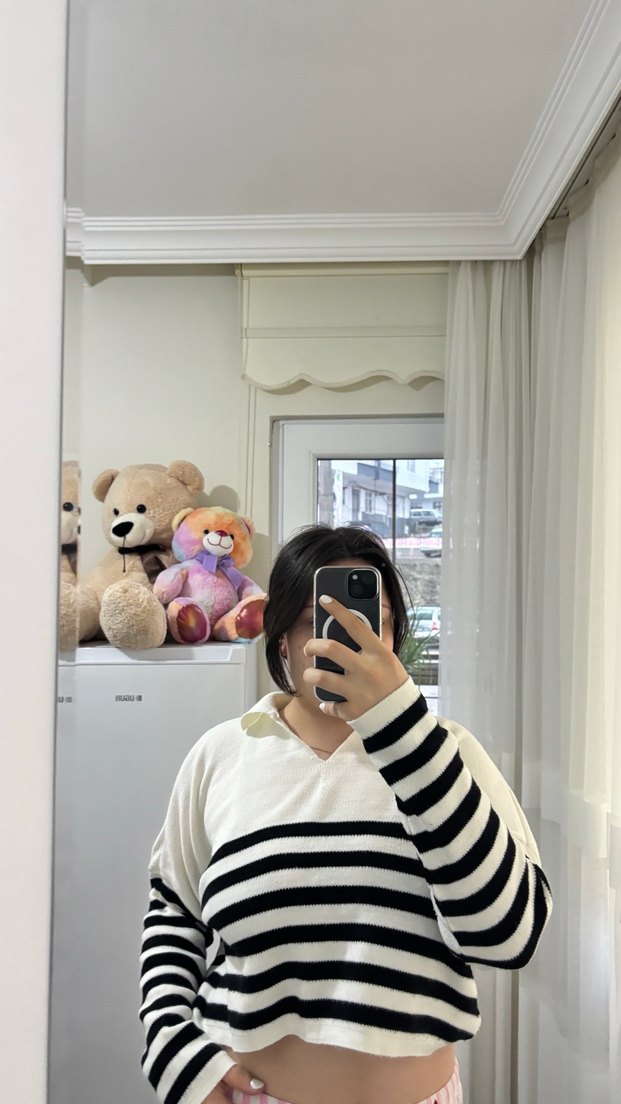 Çizgili Beyaz Triko Kadın Kazak - Görsel 3