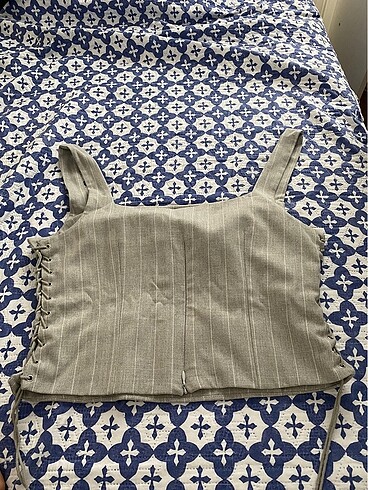 42 Beden gri Renk sagaza crop bluz