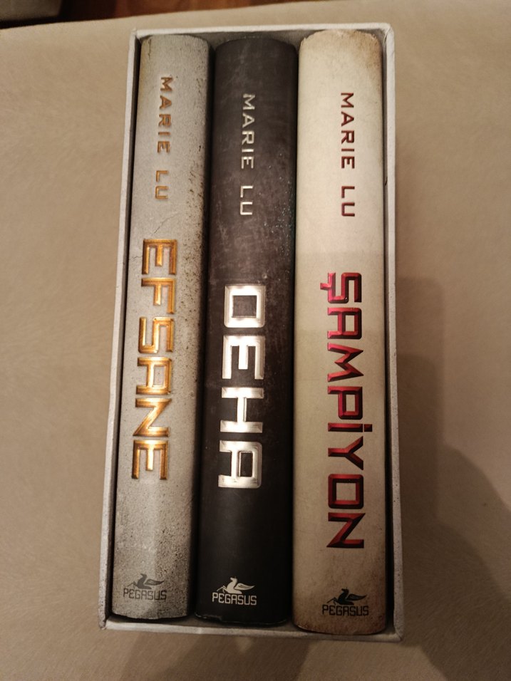 Marie Lu - Efsane Serisi 3 kitap kutulu set - Görsel 2