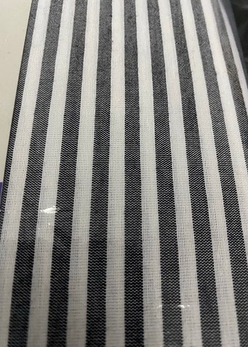 Siyah Çizgili Beyaz Nevresim ve Çarşaf Takımı - Görsel 3