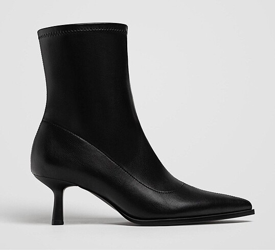 Stradivarius STREÇ BİLEKLİ STİLETTO TOPUKLU BİLEKTE BOT