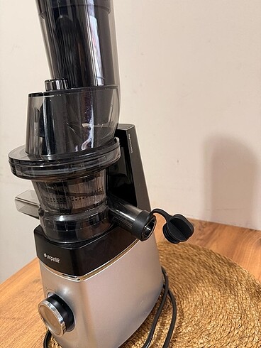  Beden Arçelik Ms 9057 200 W Katı Meyve Sıkacağı