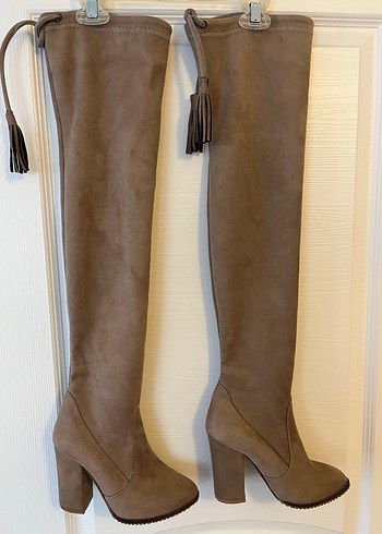 Püsküllü Süet Dizüstü Topuklu Çizme - Görsel 2