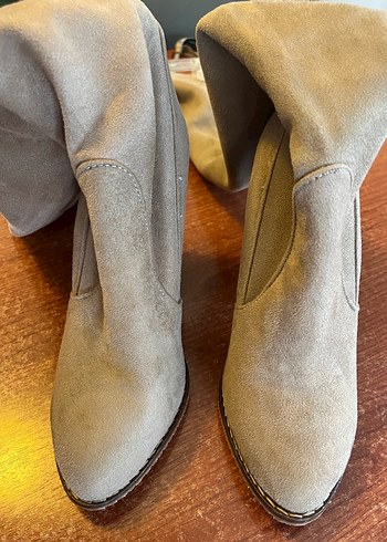 Püsküllü Süet Dizüstü Topuklu Çizme - Görsel 4