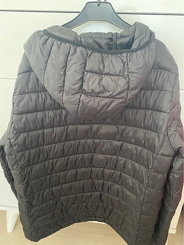 Pull and Bear Şişme mont