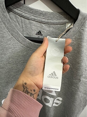 s Beden gri Renk ADIDAS TSHIRT