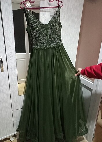 Haki yesil tasli abiye elbise 