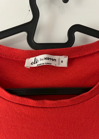 Kırmızı Baskılı Tişört - Görsel 3