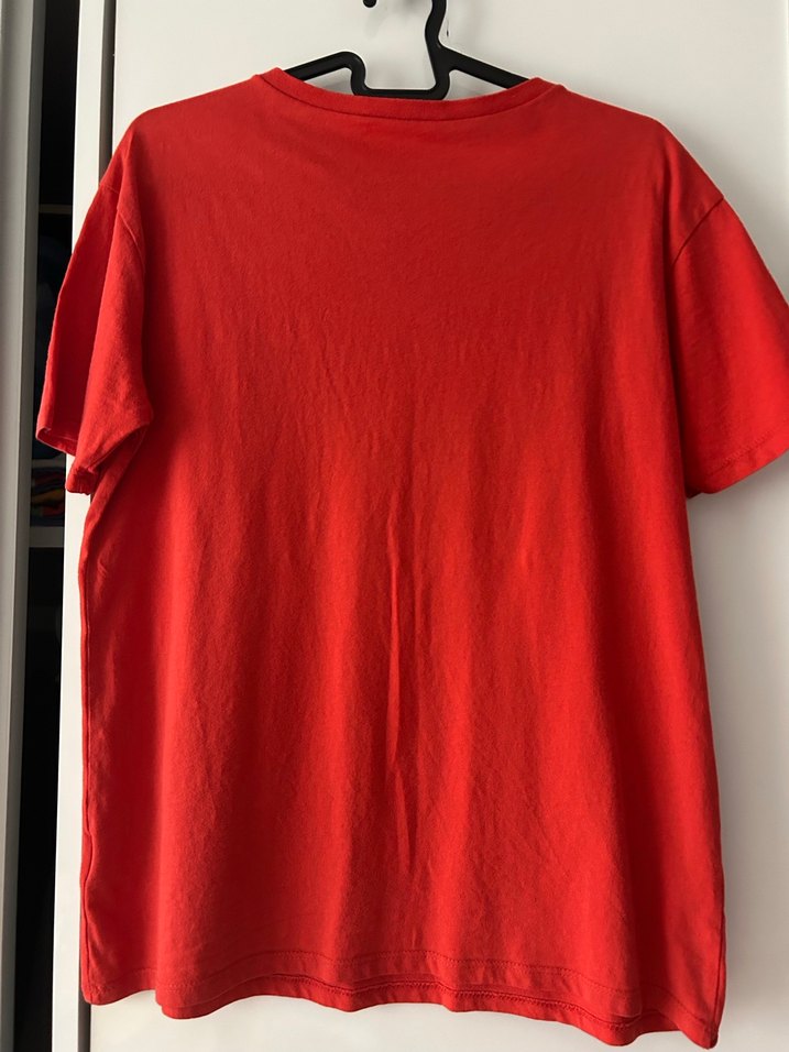 Kırmızı Baskılı Tişört - Görsel 2
