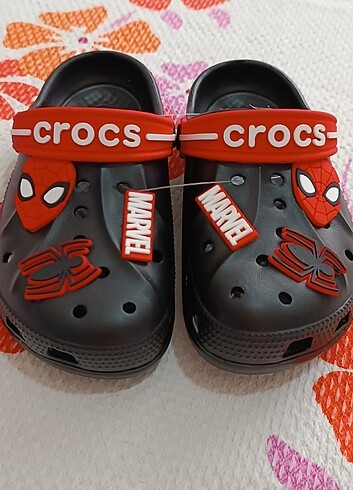 27 Beden siyah Renk SPİDERMAN CROCS ERKEK ÇOCUK TERLİK