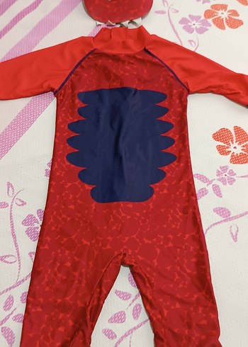 TU MARKA UV KORUMALI ERKEK ÇOCUK MAYO VE ŞAPKA - Görsel 2