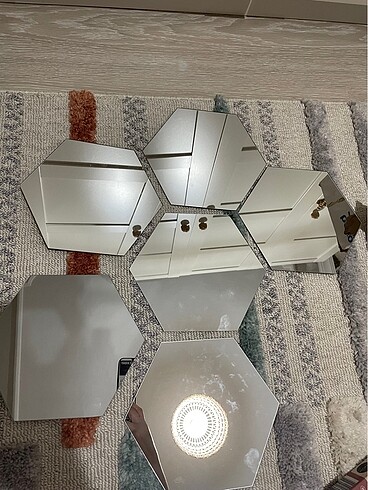 Zara Home Yapışkanlı ayna