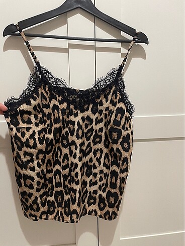 Zara Leopar askılı