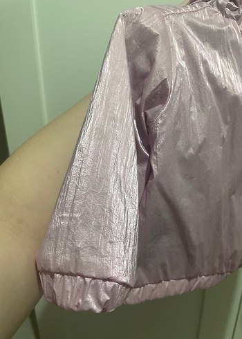 Kız Çocuk Parlak Pembe Kapüşonlu Fermuarlı Ceket - Görsel 4