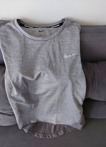 Nike Running Sporcu Tişörtü