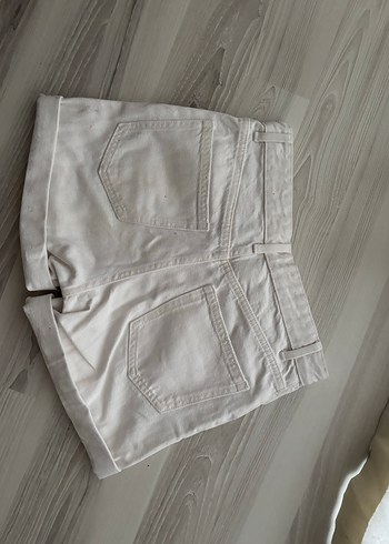xs Beden Bershka şort