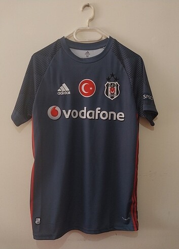Beşiktaş Quaresma Forması
