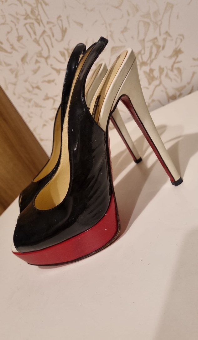 Parlak Kırmızı Siyah Modern Klasik Stiletto - Görsel 3